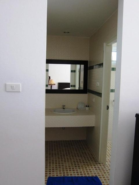 Kalim Hill Hotel Patong Szoba fotó